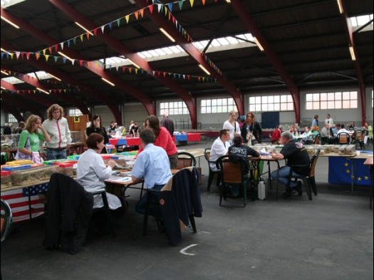 Knagerfestijn, gehouden op 2 september 2006 Tafels waaraan gekeurd wordt