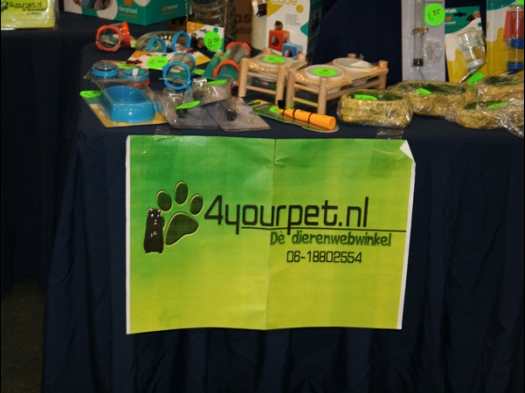 Exoknaag 2008 Er waren veel stands met leuke spullen